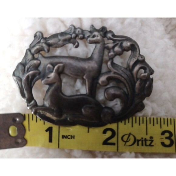 Vintage Nouveau Two Deer Pair Scrolling Foliage Signed Sterling Silver Brooch - Picture 7 of 7